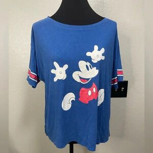 Uniqlo UT Disney Collab Quarter Sleeve Top Size Large